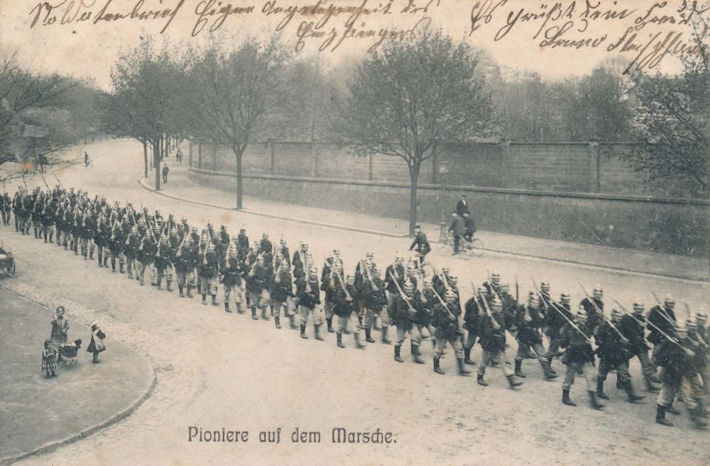 Stauffenbergallee / Rudolf-Leonhard-Stra&szlig;e  Dresden