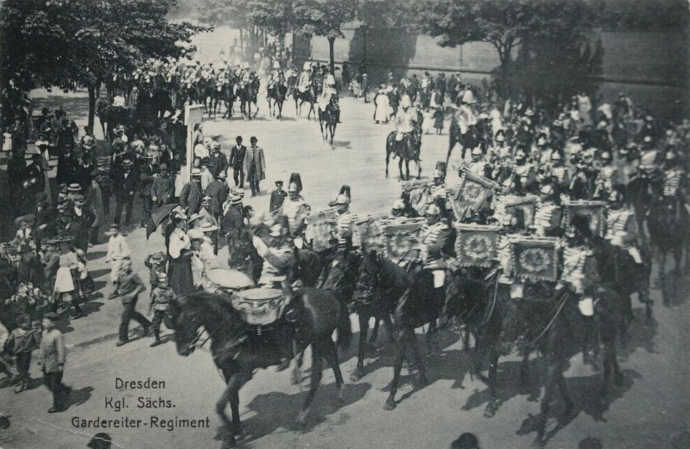 Stauffenbergallee / Rudolf-Leonhard-Stra&szlig;e  Dresden