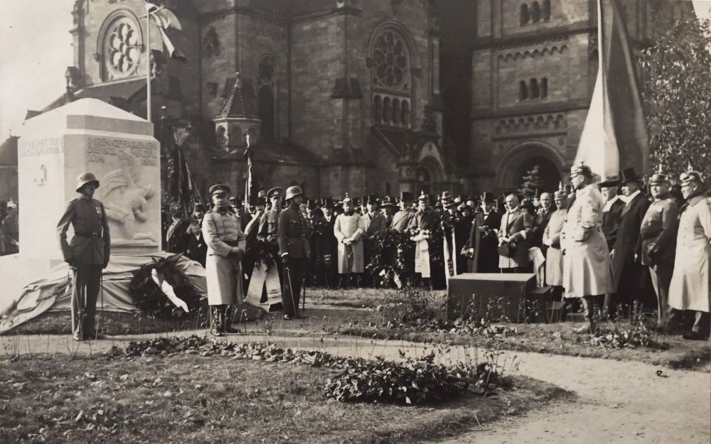 Stauffenbergallee (Carolaallee)  Dresden