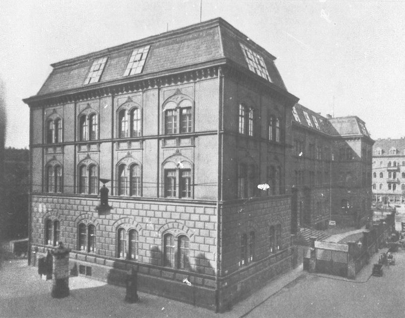 Antonsplatz 1 / Marienstra&szlig;e / Wallstra&szlig;e  Dresden