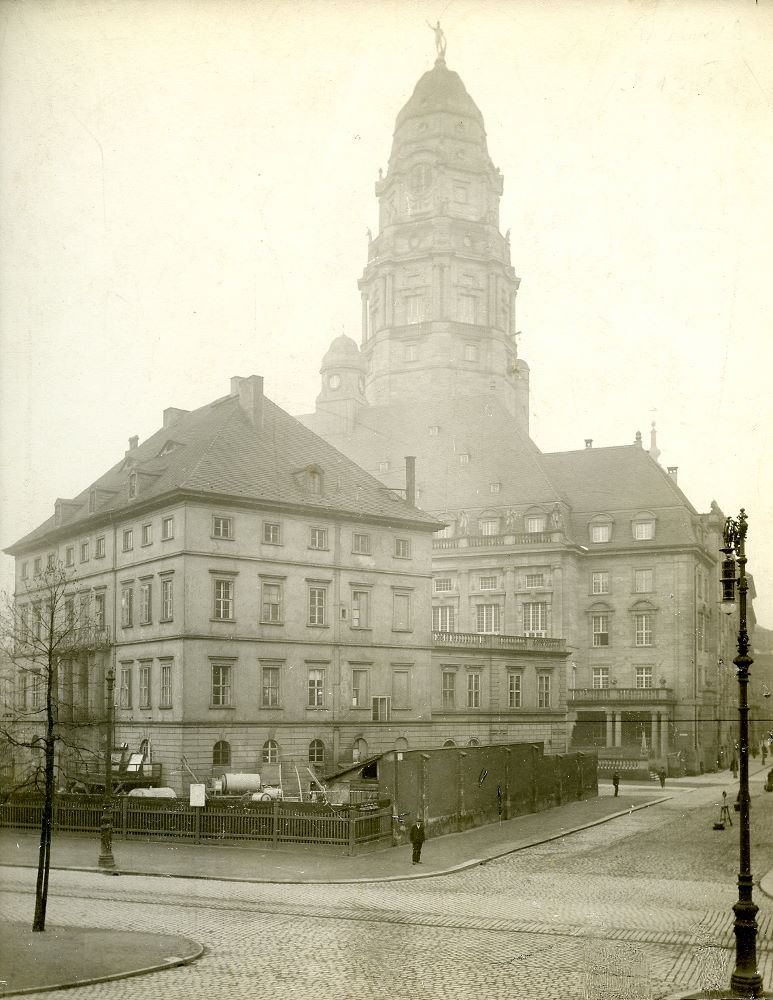 Gewandhausstraße 7 / Maximiliansallee  Dresden