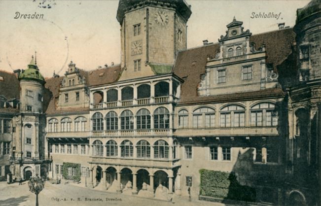 Residenzschloss -Gro&szlig;er Schlosshof  Dresden