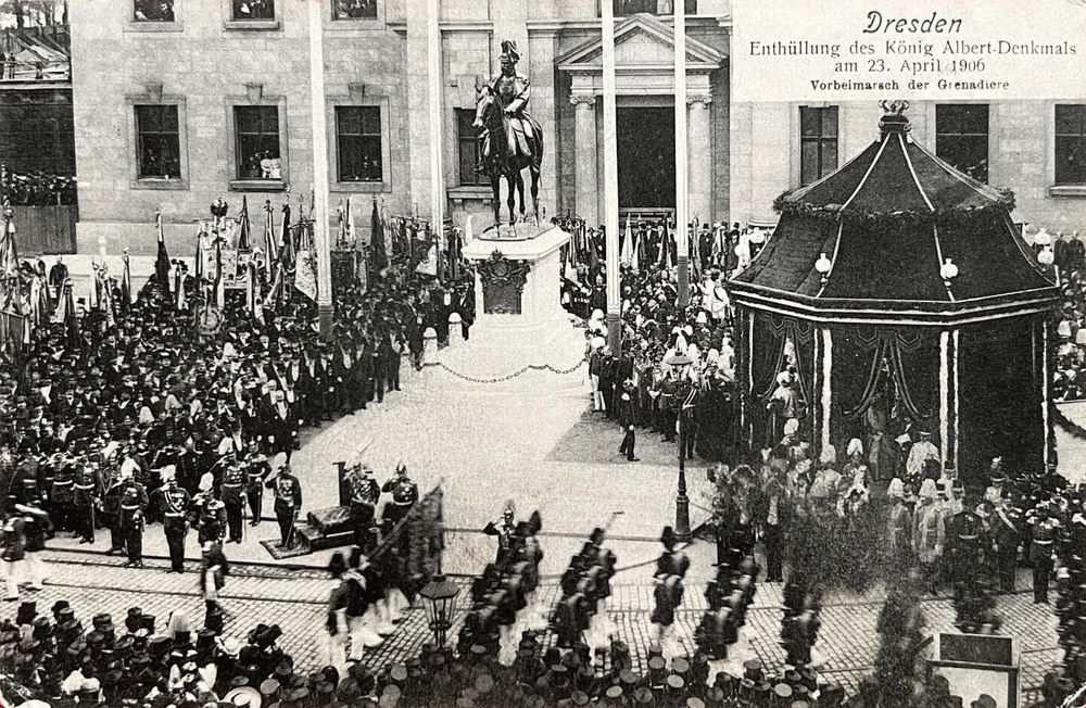 Schloßplatz - Enthüllung König Albert-Denkmal  Dresden