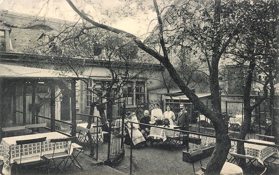 L&ouml;&szlig;nitzstra&szlig;e 1  Dresden