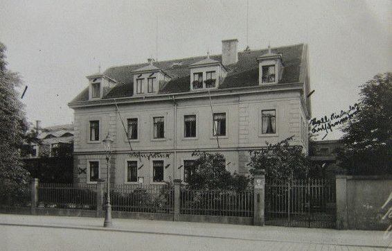 L&ouml;&szlig;nitzstra&szlig;e 3  Dresden