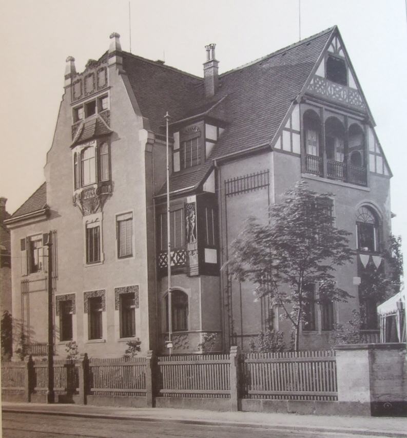 Goetheallee 51 (Emser Allee 50) / Vogesenweg  Dresden