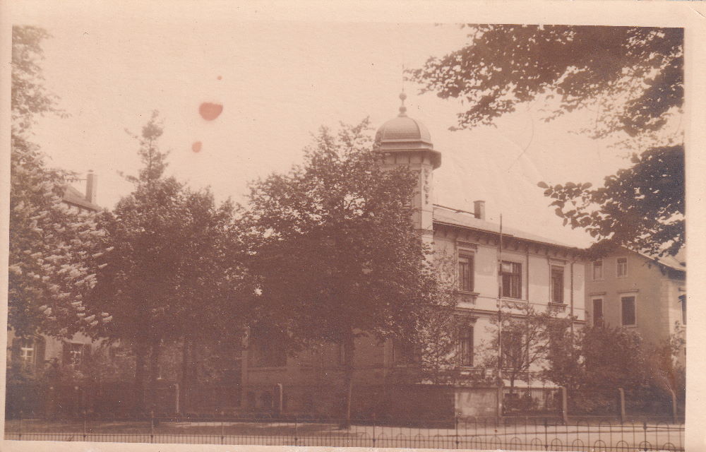 Niederwaldplatz 10 / Scariastra&szlig;e  Dresden