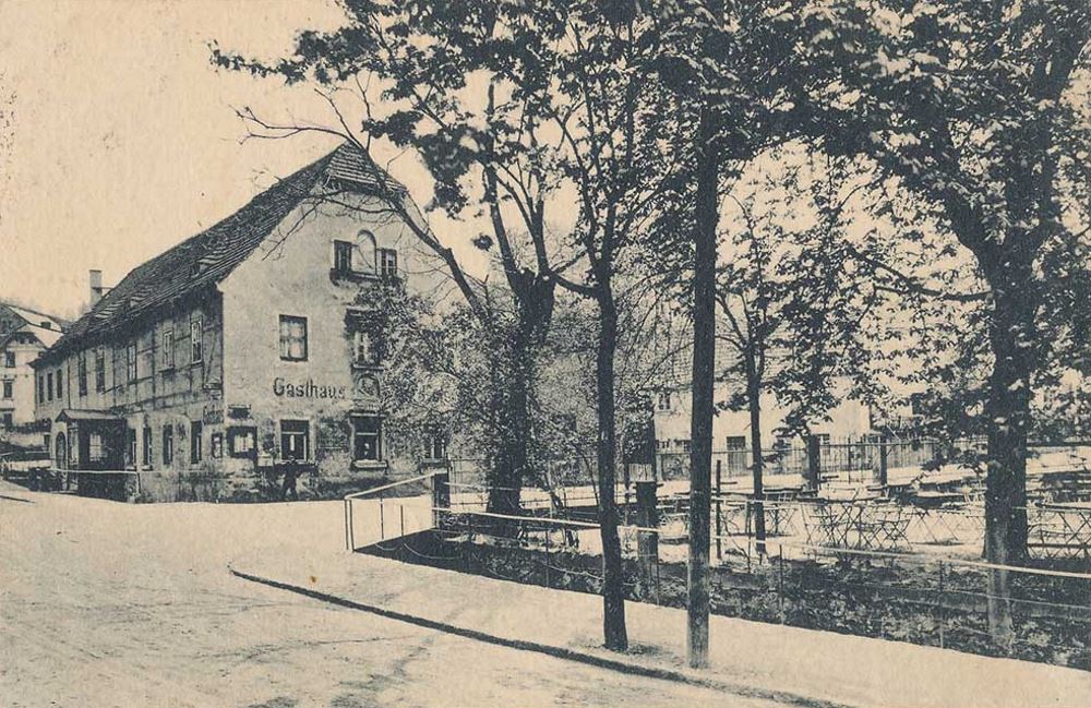 Grundstra&szlig;e 100 / T&auml;nnichtstra&szlig;e  Dresden