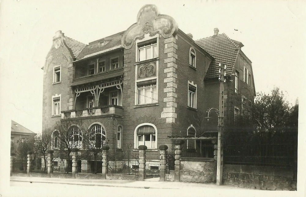 Neub&uuml;hlauer Stra&szlig;e 1 (K&ouml;nig-Albert-Allee 1)  Dresden