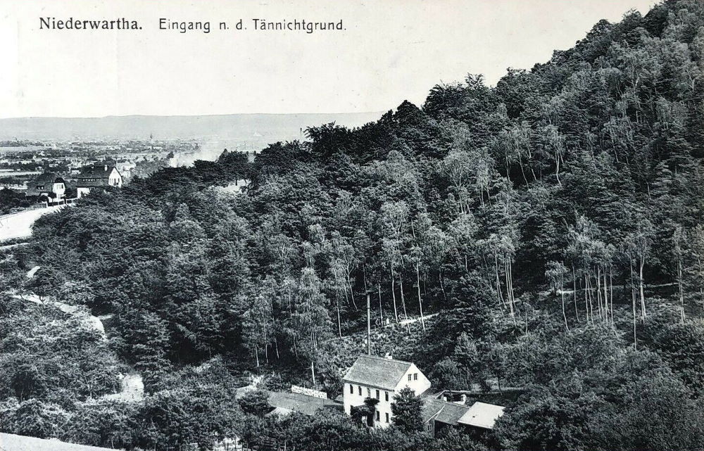 T&auml;nnichtgrundstra&szlig;e 18  Dresden