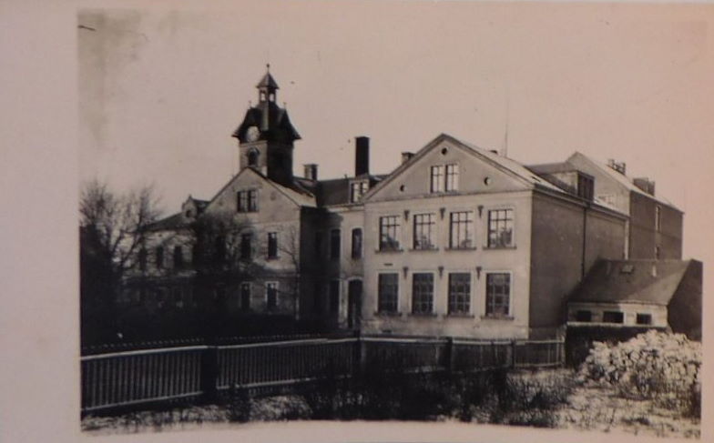 Tonbergstraße 8 (Thonbergstraße 8) / (Schulplatz Cotta)  Dresden