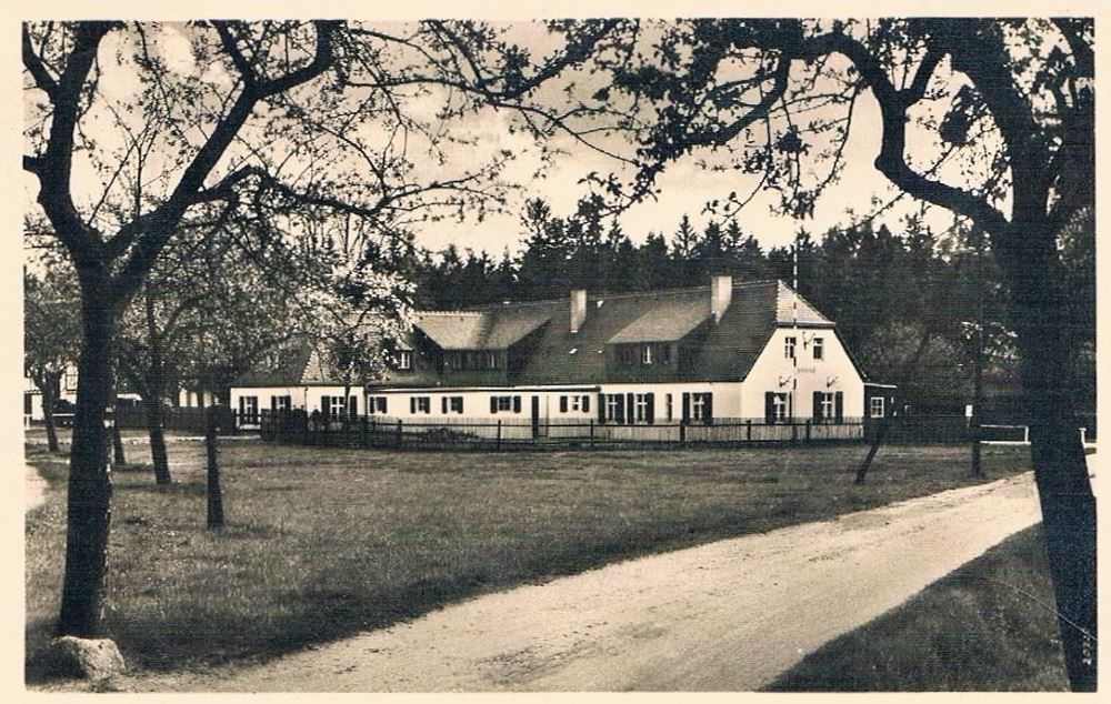 Gänsefuß 55 (1900 Friedrich August-Straße 119) Dresden Gänsefuß 55 (1900 Friedrich August-Straße 119) Dresden