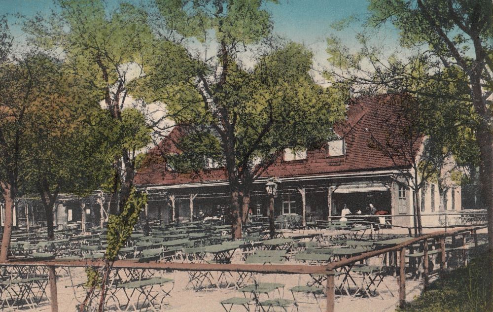 G&auml;nsefu&szlig; 55 (1900 Friedrich August-Stra&szlig;e 119)  Dresden