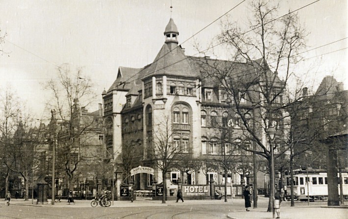 Fetscherstra&szlig;e 30 (F&uuml;rstenstra&szlig;e 30) / Borsbergstra&szlig;e  Dresden