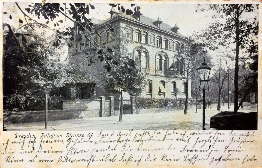 Striesener Stra&szlig;e (Pillnitzer Stra&szlig;e 69) / Elisenstra&szlig;e  Dresden