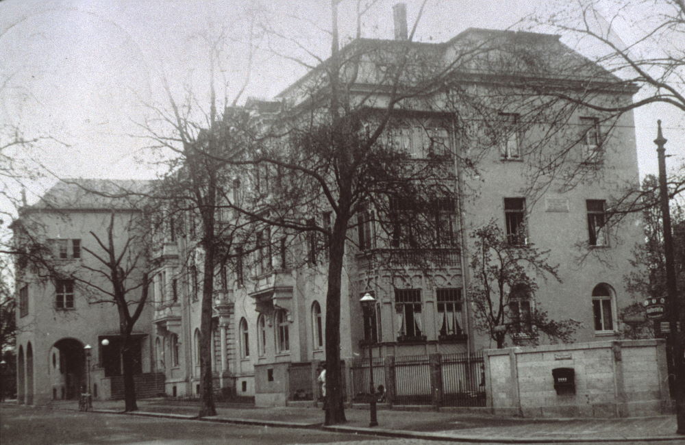 Fiedlerstraße 2 (Trinitatisplatz 1)  Dresden