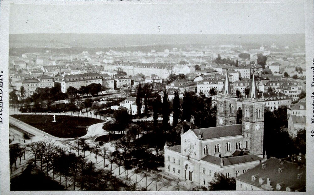 An der Dreik&ouml;nigskirche / Hauptstra&szlig;e  Dresden