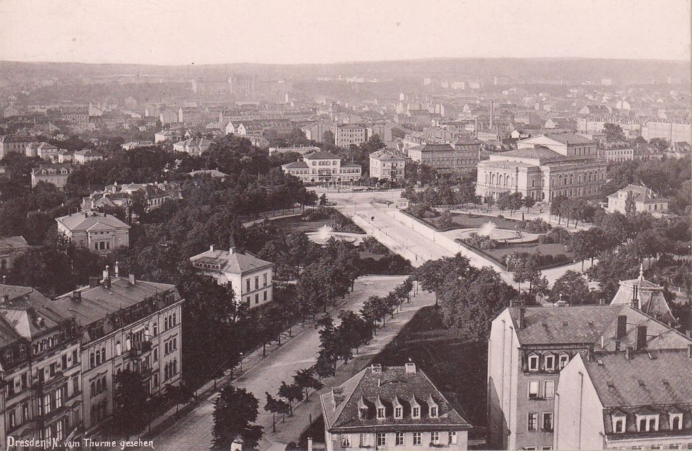 An der Dreik&ouml;nigskirche / Hauptstra&szlig;e  Dresden