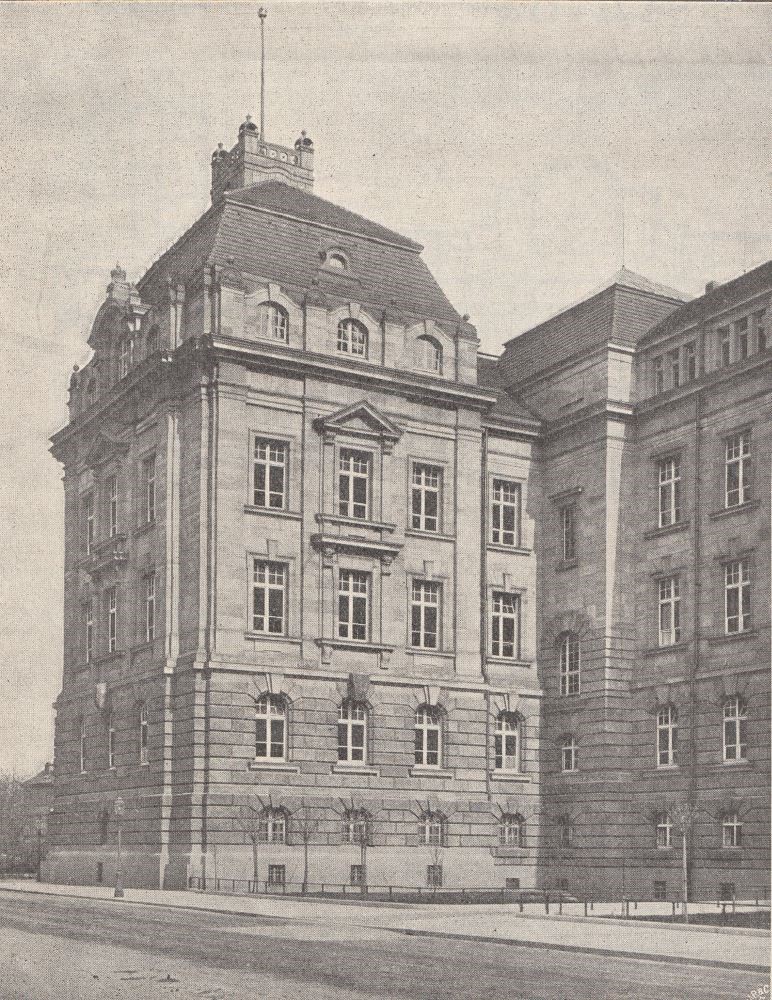 Carolaplatz 2 (Königsufer 2, Königin-Carola-Platz 2) / (Arnimstraße 2) Dresden Carolaplatz 2 (Königsufer 2, Königin-Carola-Platz 2) / (Arnimstraße 2) Dresden