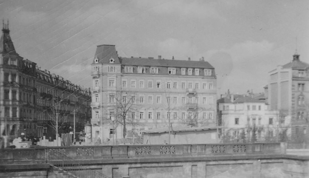 Carusufer 3 (Wasserstraße 3)  Dresden