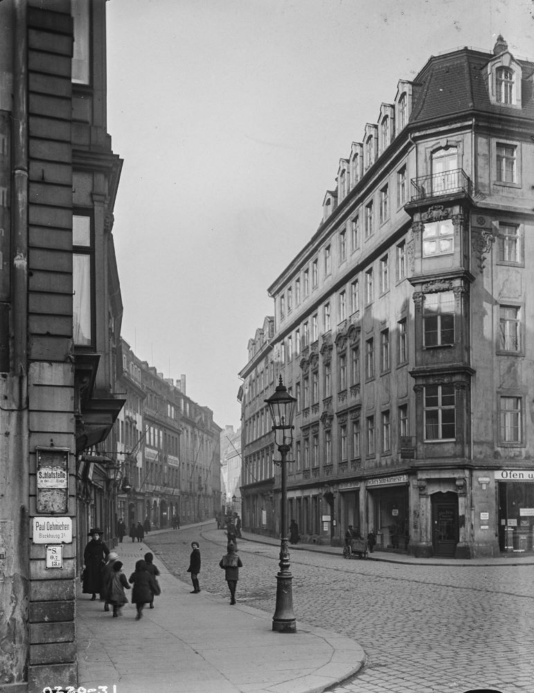 Gro&szlig;e Mei&szlig;ner Stra&szlig;e 2 / Neust&auml;dter Markt  Dresden