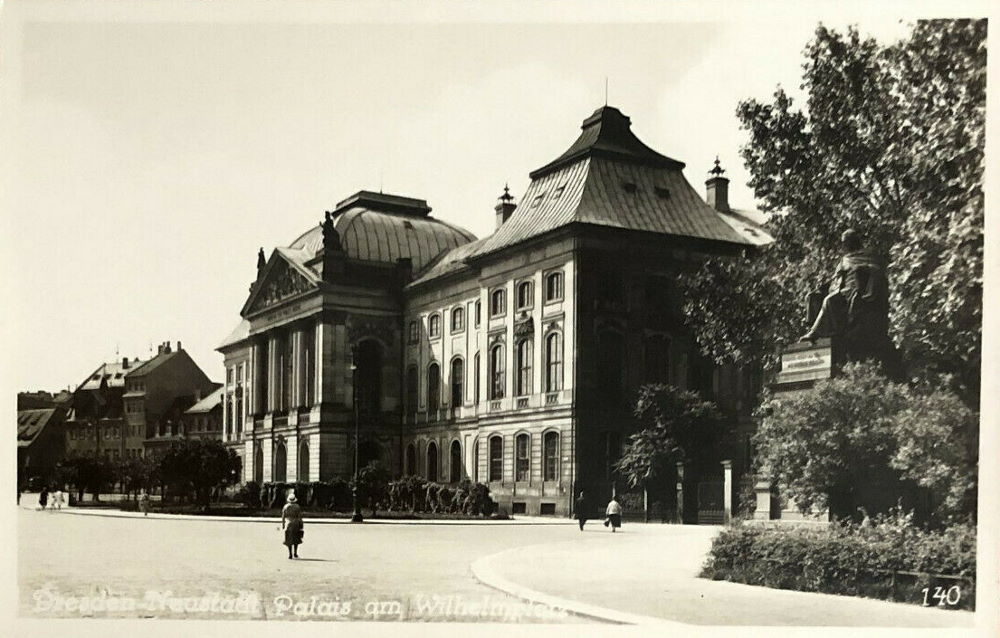 Palaisplatz 11 (Kaiser Wilhelm Platz 11) Dresden Palaisplatz 11 (Kaiser Wilhelm Platz 11) Dresden