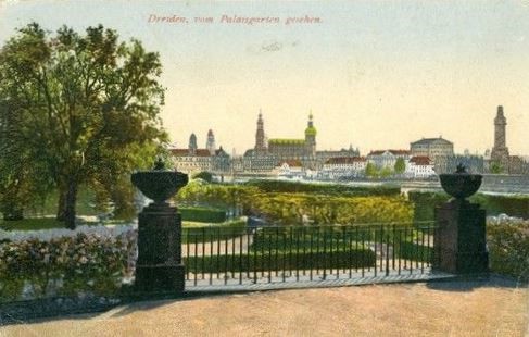 Palaisplatz (Kaiser Wilhelm Platz)  Dresden