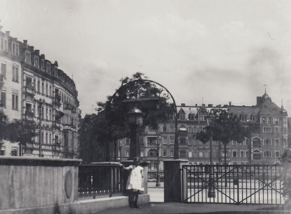 Erich-Ponto-Straße (Villiersstraße) / Archivstraße (Düppelstraße)  Dresden