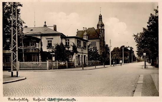 Sosaer Straße 9 (Schulstraße 9, Adolf Hitler Straße 9) / Pfaffendorfer Straße (Mittelstraße) Dresden Sosaer Straße 9 (Schulstraße 9, Adolf Hitler Straße 9) / Pfaffendorfer Straße (Mittelstraße) Dresden