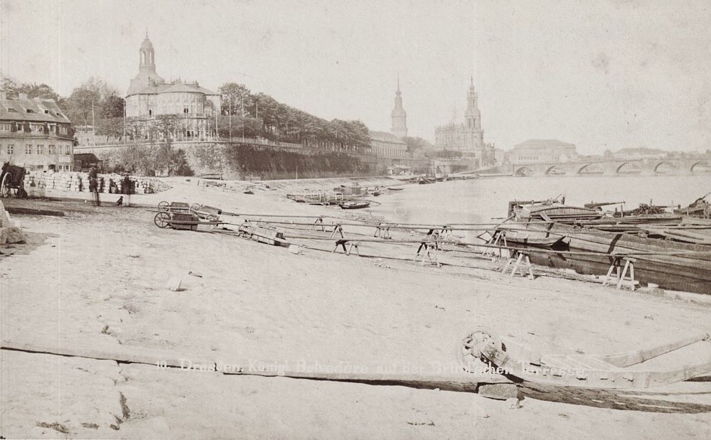 Terrassenufer  Dresden