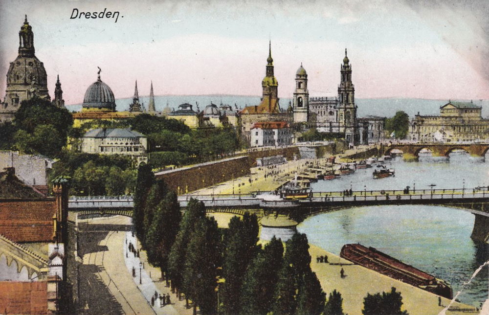 Terrassenufer / Gerichtsstra&szlig;e  Dresden