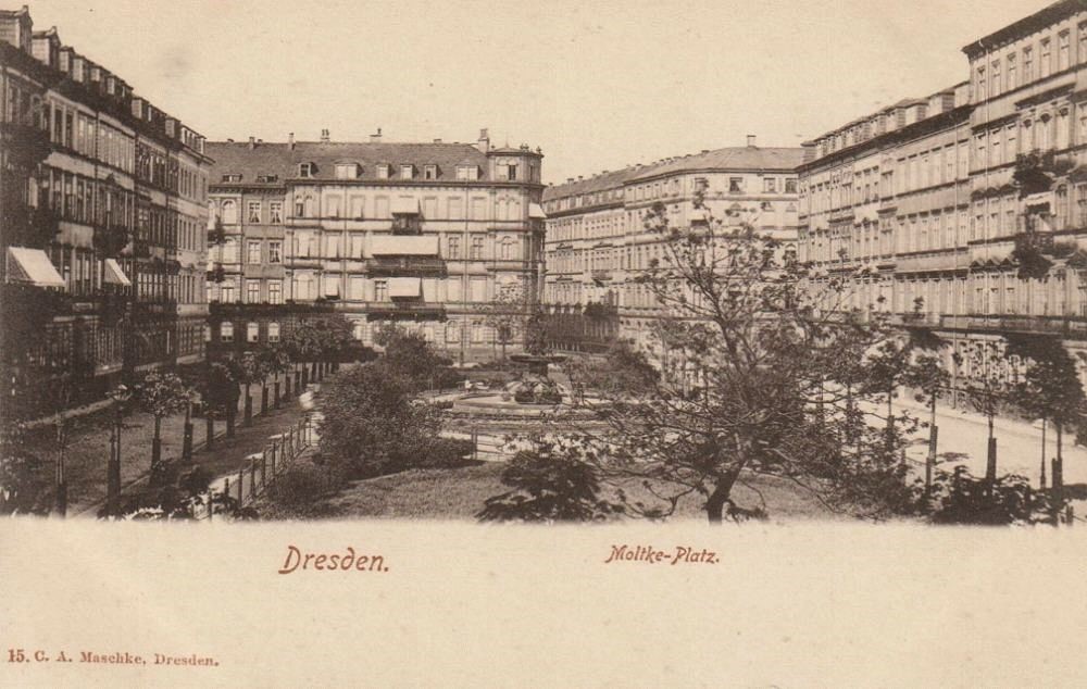Moltkeplatz (Räcknitzplatz)  Dresden