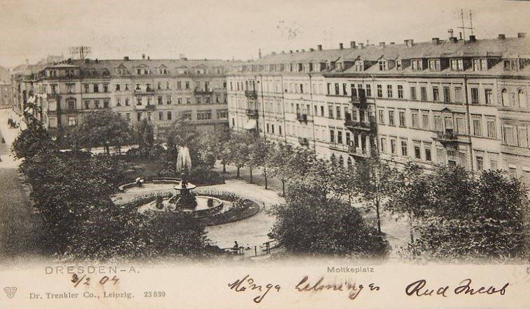Moltkeplatz (Räcknitzplatz)  Dresden