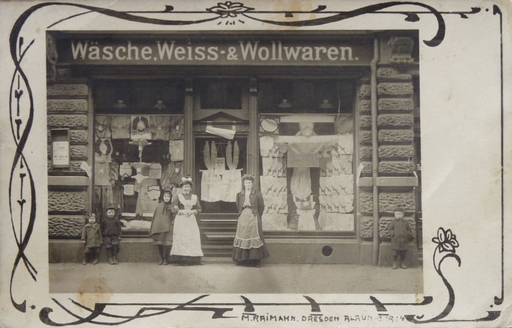 Fritz-Foerster-Platz 4 (Sedanplatz 4) / Nürnberger Straße / George-Bähr-Straße Dresden Fritz-Foerster-Platz 4 (Sedanplatz 4) / Nürnberger Straße / George-Bähr-Straße Dresden