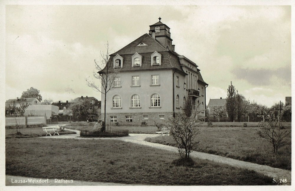 Weixdorfer Rathausplatz 2  Dresden