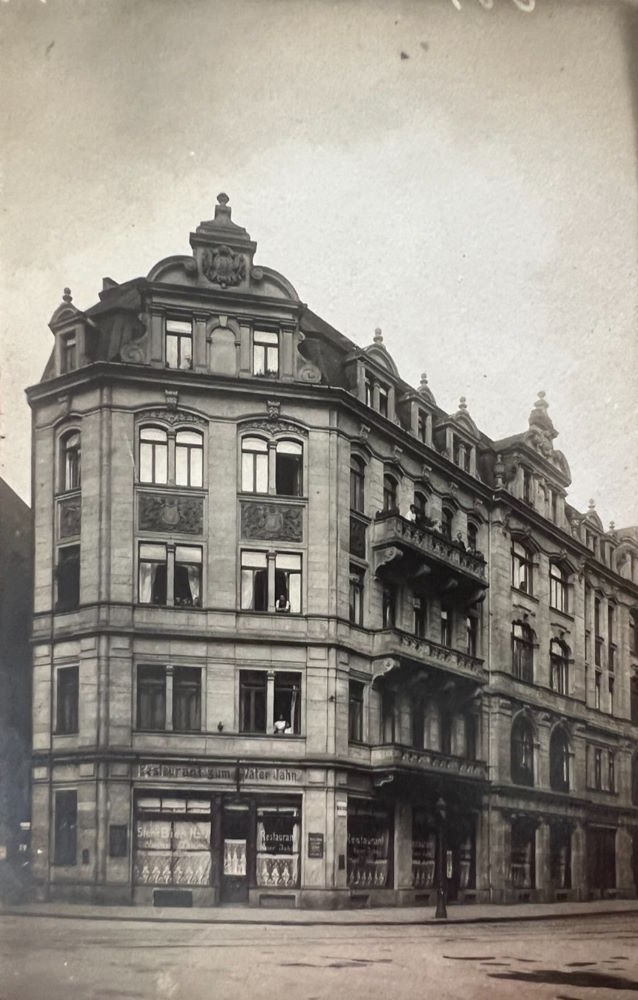 Jahnstra&szlig;e 1 / Wettiner Platz  Dresden